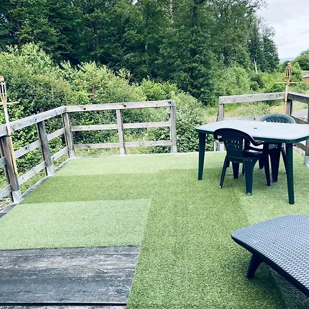 Au Bord De La Foret De Perseigne